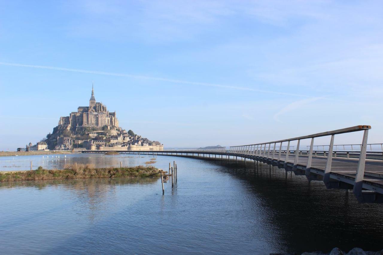 Gites Mont Saint Michel "Aucoeurdelabaie" Sains エクステリア 写真
